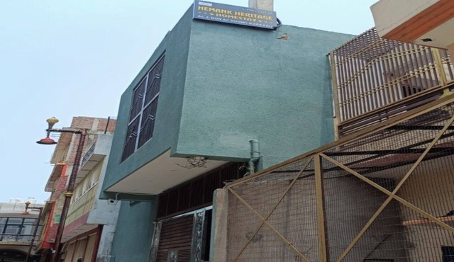 Spacious 4-Bedroom Homestay Near Ram Mandir, and Ayodhya Dham Railway station in Ayodhya