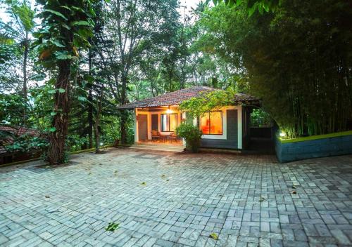 Spezia Private Plantation Bungalow Thekkady by VOYE HOMES