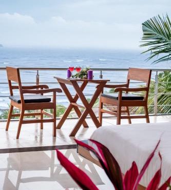 Staymaster Edge Water - 4BHK Private Pool Villa with Sea Views in Nerul - Goa in Nerul