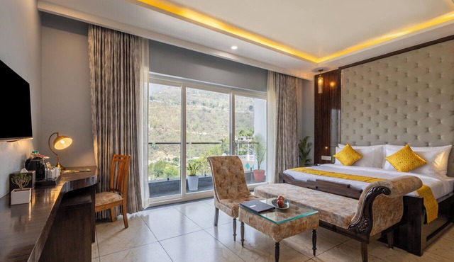 Sterling Kastoori Rudraprayag