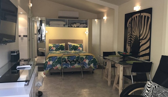 Studio Accommodation 2 bedroom apartment in Old Reynella