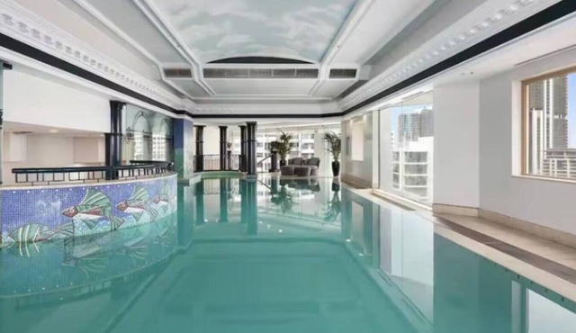Stylish 1BR in The Rocks with Pool, Gym & Spa! in Sydney
