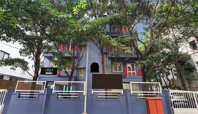 Super Collection O Grey House in Pune