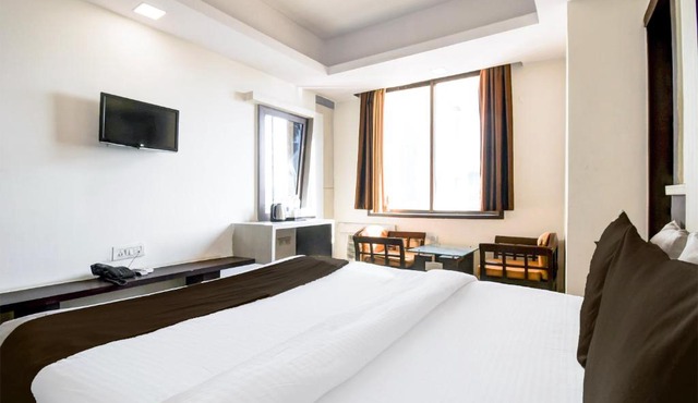 Super Hotel O Park Street Inn
