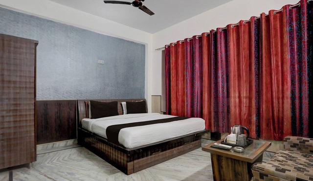 Super OYO Collection O Gautameshver in Varanasi