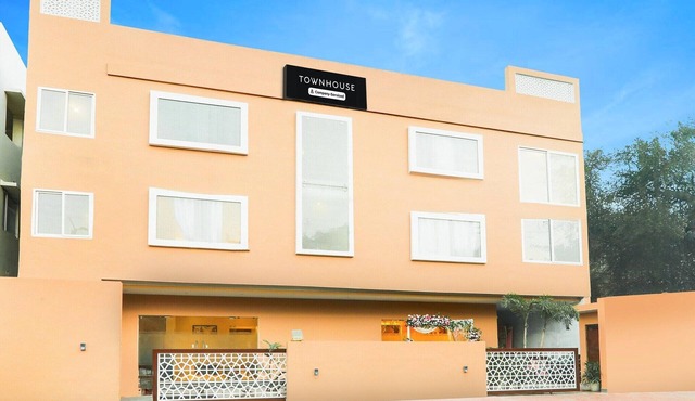 Super Townhouse Formerly Veridian Inn