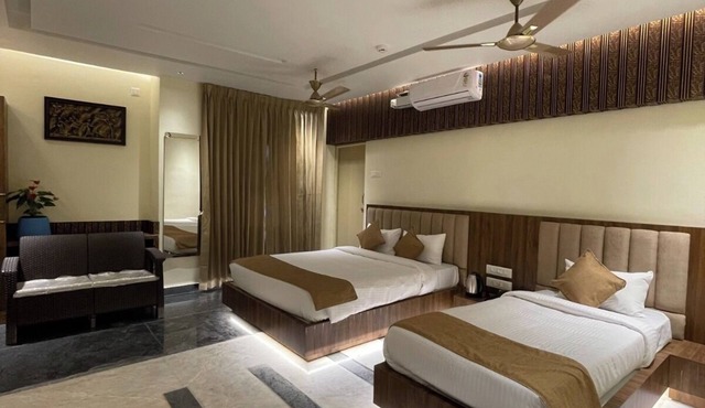 Suthanthira Stay Inn in Thindukkal