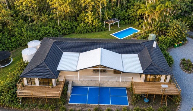 The 5th Acreage | Guinea Pigs| Tree Loft | Skeeball in Lisarow NSW