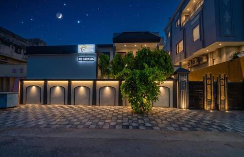 The Amber House - Luxury Boutique Stay in Bani Park, City Center Jaipur