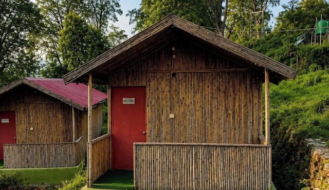 The Ameya mountain view bamboo cottages in Kanda Khal