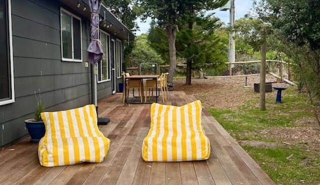 The Deck @ VB - Linen, Wi-Fi, Pets, Secured Yard in Venus Bay