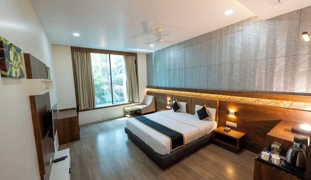 The Grand Astoria Somnath