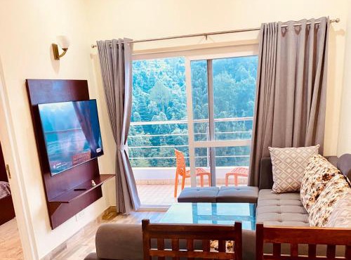 The Nainital'S Premium Luxury CLARKS Premises in Bhowāli