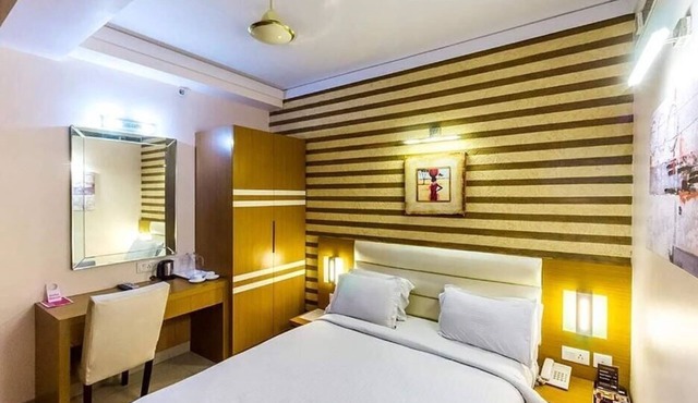 THE REGAL PARK HOTEL