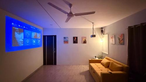 The Regal Retreat - Bhuj Most Unique 1BHK Home