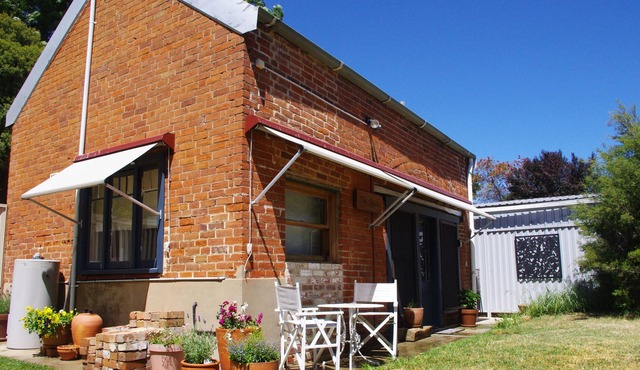 The Stables - Historic cottage (C1890) in Bathurst