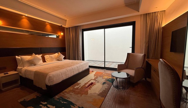 THE TAJ PALACE in Hisar