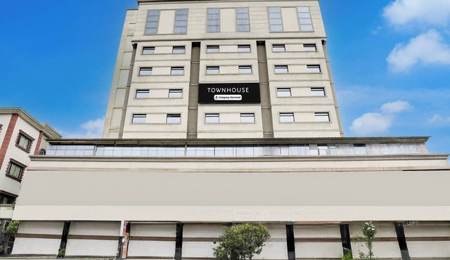 Townhouse Anand Formerly Hotel in Anand