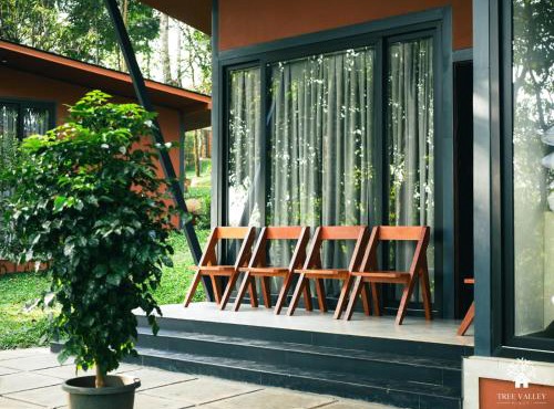 Tree Valley Resort Wayanad in Meppādi