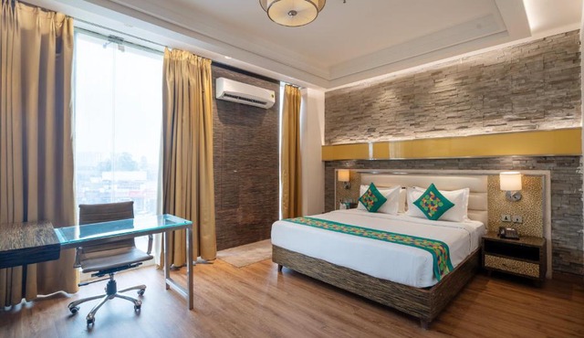 Treebo Premium Arista in Chandīgarh