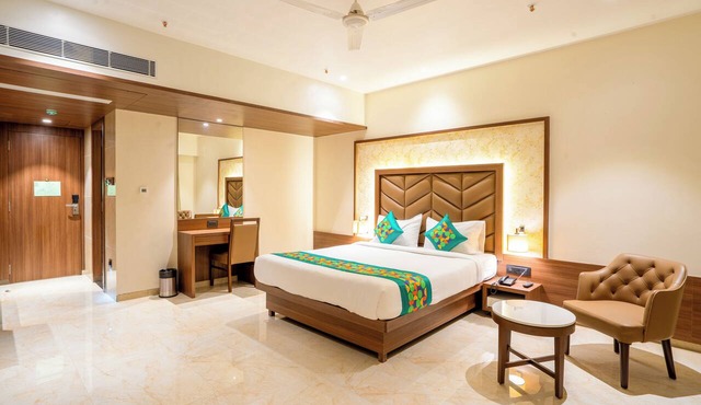 Treebo Premium Merrit Badlapur in Ambernath
