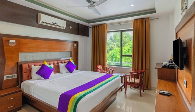 Treebo Premium Palmyra Milford, 2 Km From Alleppey Beach