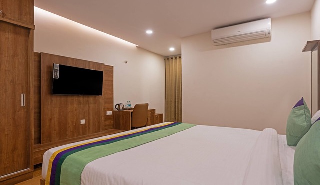 Treebo Purva Crest, Gachibowli DLF in Hyderabad
