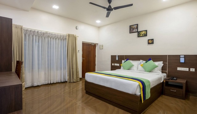 Treebo Seagate in Kanayannur