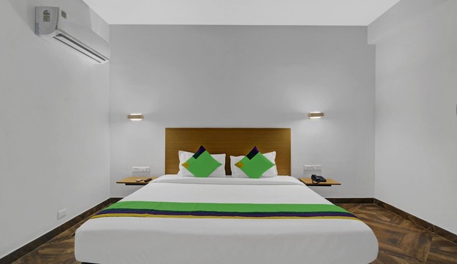 Treebo Shubham SR Nagar