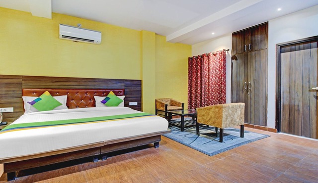 Treebo Trend Gayatri Inn