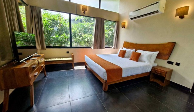 Treepie Safari Lodge