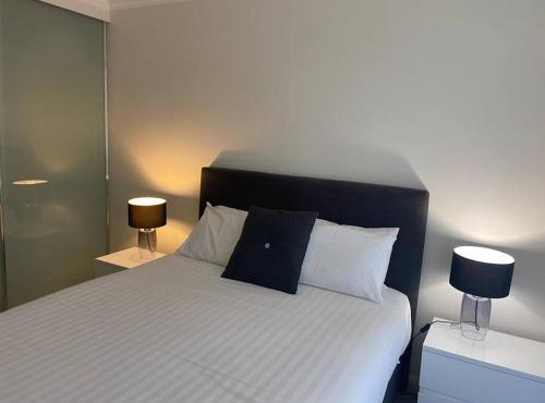 Ultra Convenient St Leonards Apartment HER09008 in Sydney