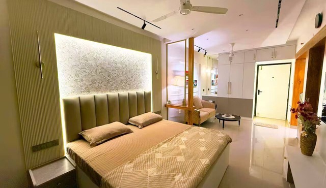 Urban Ease Appt. Near Metro, IT Park & Expo Mar in Noida
