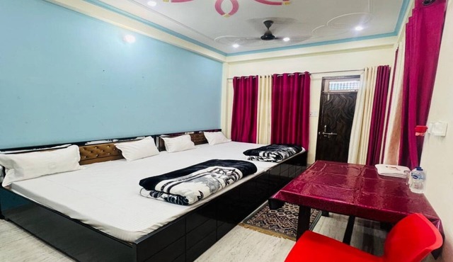 Vandana Palace