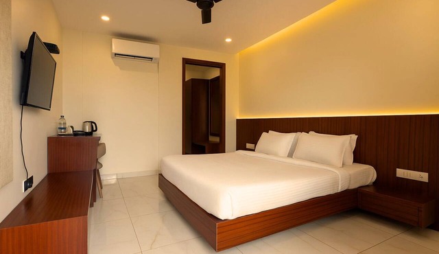 Veerdency Luxury Resort - 3 Km to Banglore Airport Hotel