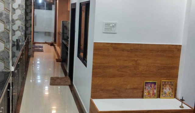 Vijay cozy rooms