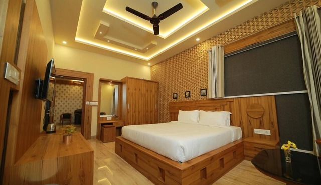 White Gate Luxury Hotel