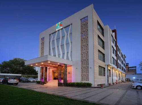 Wingston A TreeHouse Hotel, Goverdhan