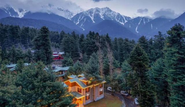 Woods Resort Pahalgam in Pahalgām