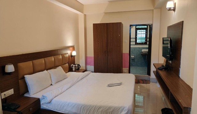 Yangkhyil Residency