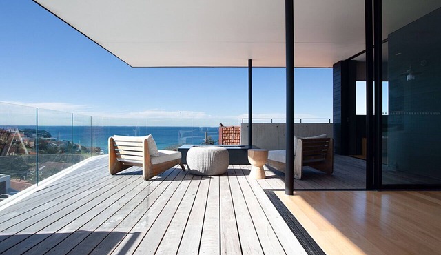 Yarrawee House, Bronte Beach by Cobbold & Co in Bronte