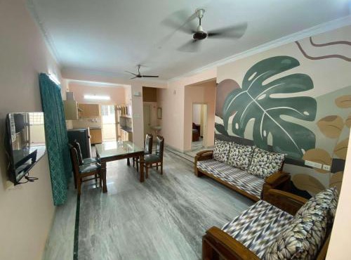 Yellow Bells Serviced Apartments Gachibowli