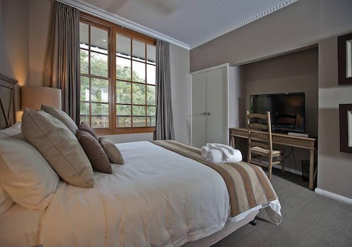 Berowra Waters Penthouse in Berowra Waters