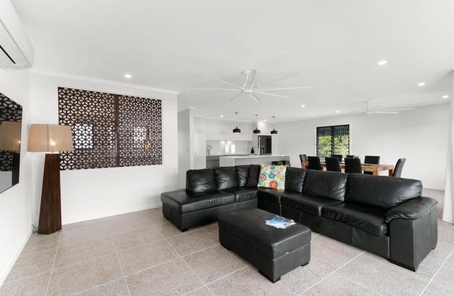 Tropical Beachside Oasis in Clifton Beach in Cairns