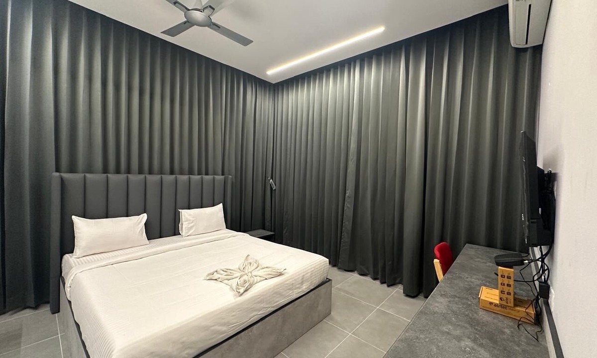 HITEC City Hotel | Hotel Siri Inn