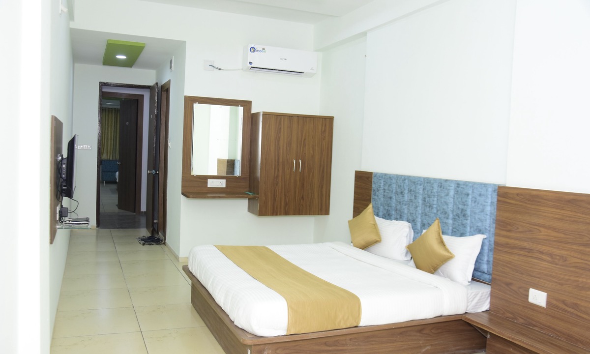 Hansalpur Becharaji Hotel | Hotel Agroha