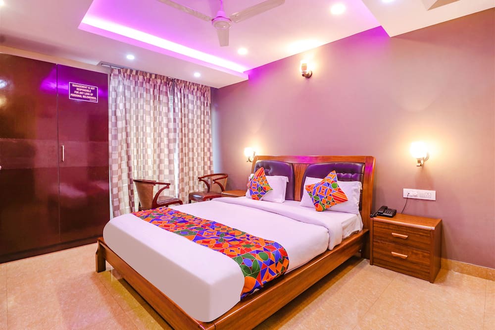 Pulikeshi Nagar Hotel | Fabhotel The Turning Point