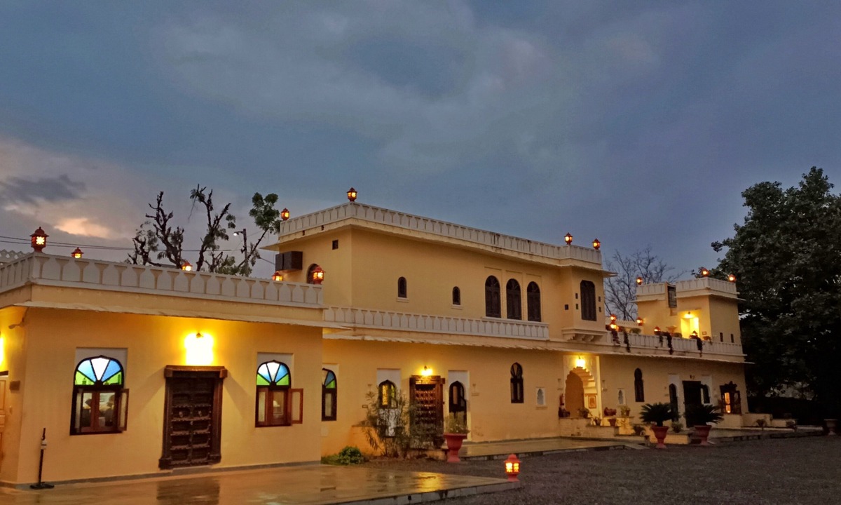 Devgarh Hotel | Barabagh Deogarh