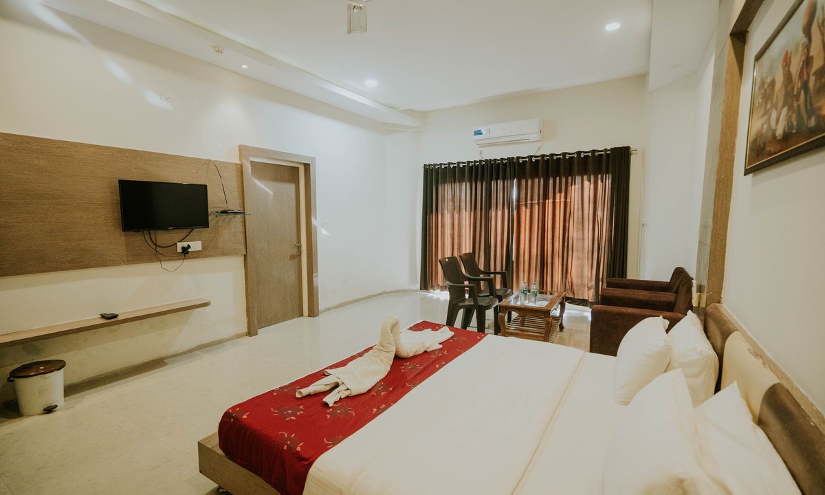 Mandav Resort | TGI Jahaj Mahal Resort