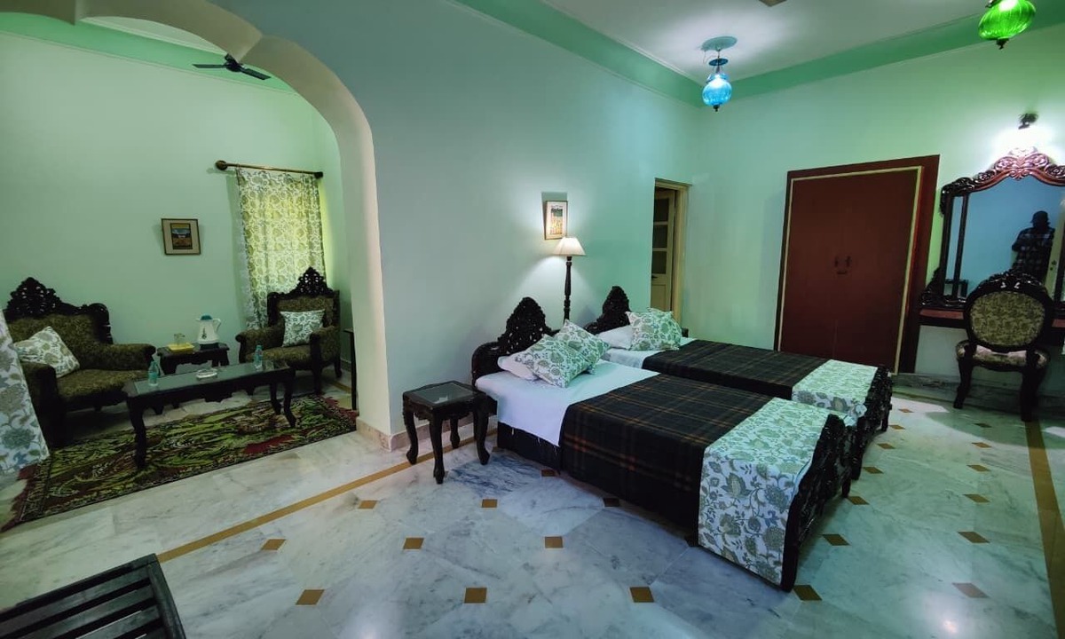 Kota Hotel | Palkiya Haveli - A Heritage Home